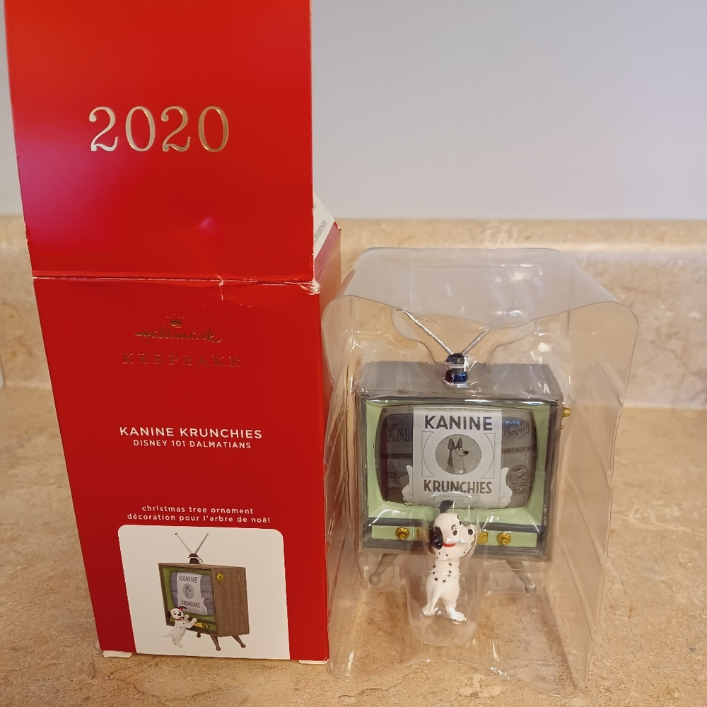 Hallmark 101 Dalmatians Kanine Krunchies Ornament NEW in Box!